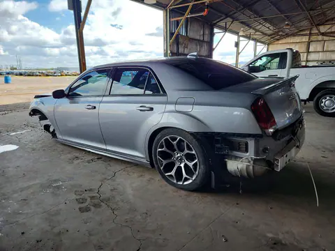 2018 Chrysler 300 VIN 2C3CCABG2JH223288 фото 2