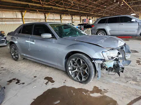 2018 Chrysler 300 VIN 2C3CCABG2JH223288 фото 4