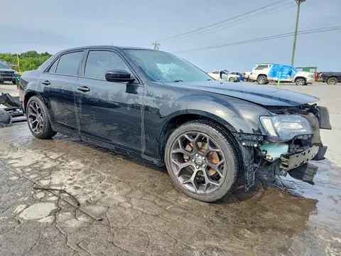 2C3CCABG5KH628580 — 2019 Chrysler 300, фото 4 з Copart 28.10.2026, Передня частина