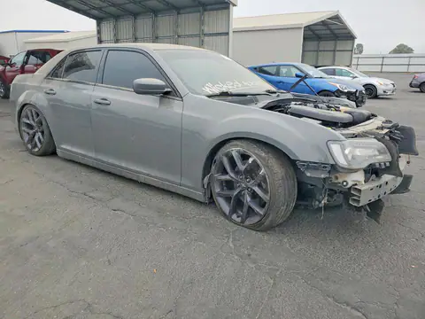 2C3CCAGG9KH539765 — 2019 Chrysler 300, photo 4 from Copart 22.10.2026, Front end