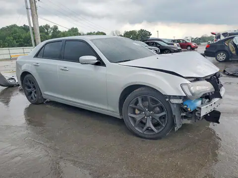 2023 Chrysler 300 VIN 2C3CCABG5PH569554 фото 4