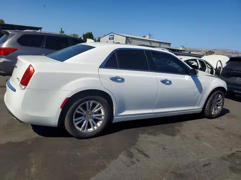 2C3CCAEG2GH298402 — 2016 Chrysler 300C, фото 3 с аукциона Copart 29.09.2026, Передняя часть