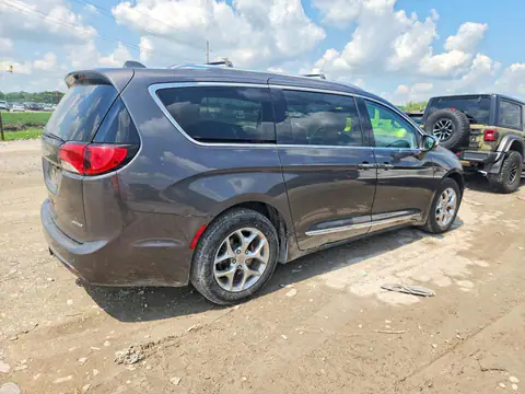 2017 CHRYSLER PACIFICA VIN 2C4RC1GGXHR560830 фото 3