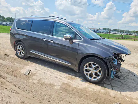 2017 CHRYSLER PACIFICA VIN 2C4RC1GGXHR560830 фото 4