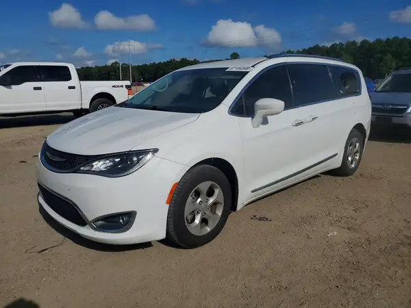 2C4RC1EG4HR515627 Chrysler Pacifica 2017 — Side damage, before-repair photo