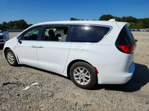 2C4RC1CG0HR502800 — 2017 Chrysler Pacifica, zdjęcie 2 z Copart, Przód