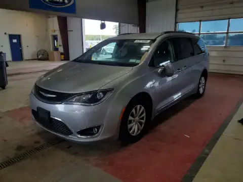 2C4RC1BG6HR705174 — 2017 Chrysler Pacifica, Lateral (Side), fotos antes de reparar