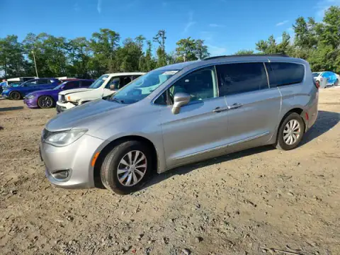 2C4RC1BG0HR613560 — 2017 Chrysler Pacifica, МЕХАНИЧЕСКИЕ ПОВРЕЖДЕНИЯ (Mechanical), фото до ремонта