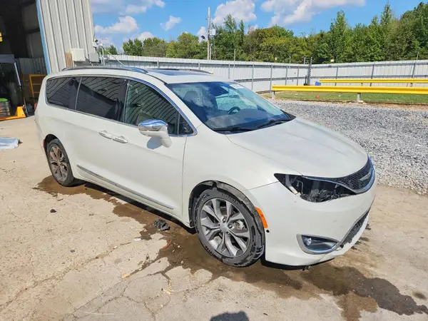 2C4RC1GG2HR705634 — 2017 Chrysler Pacifica, фото 4 с аукциона Copart 15.10.2026, Передняя часть