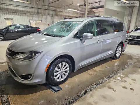 2C4RC1BG1HR539131 — 2017 Chrysler Pacifica, Пожар, фото до ремонта