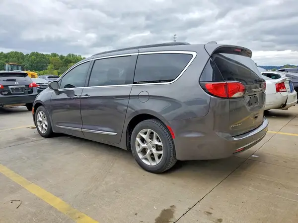 2C4RC1BG5HR528343 — 2017 Chrysler Pacifica, photo 2 from Copart, Side