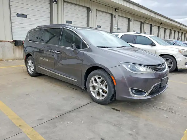 2C4RC1BG5HR528343 — 2017 Chrysler Pacifica, photo 4 from Copart, Side