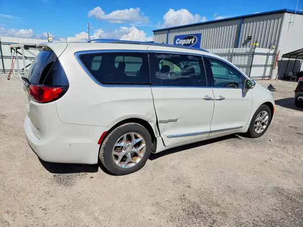 2C4RC1GG3HR705481 — 2017 Chrysler Pacifica, zdjęcie 3 z Copart, Bok
