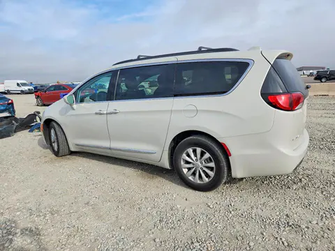 2017 Chrysler Pacifica VIN 2C4RC1BG0HR553652 фото 2