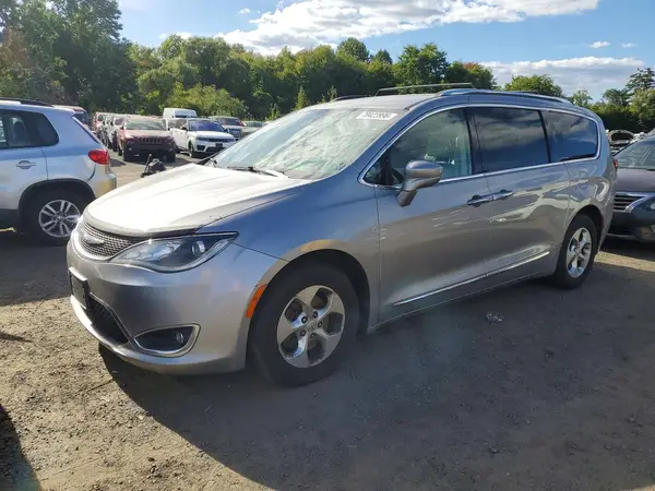 2C4RC1EG6HR622324 Chrysler Pacifica 2017 — Side damage, before-repair photo