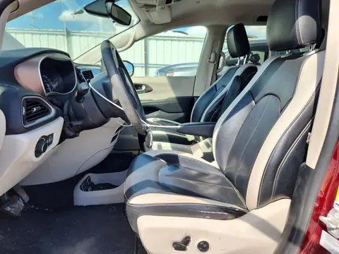 2C4RC1DGXHR522177 — 2017 Chrysler Pacifica, фото 7 с аукциона Copart 20.10.2026, Мелкие вмятины и царапины