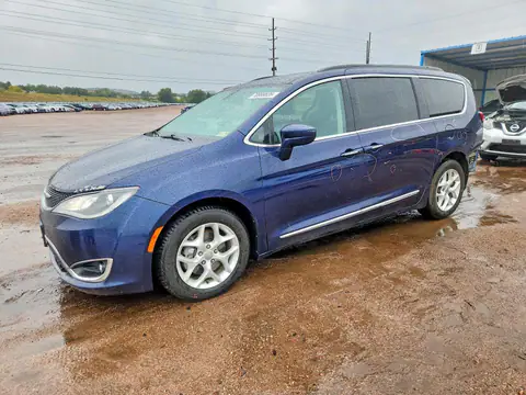 2C4RC1BG6HR769702 — 2017 Chrysler Pacifica, Задня частина (Rear End), фото до ремонту