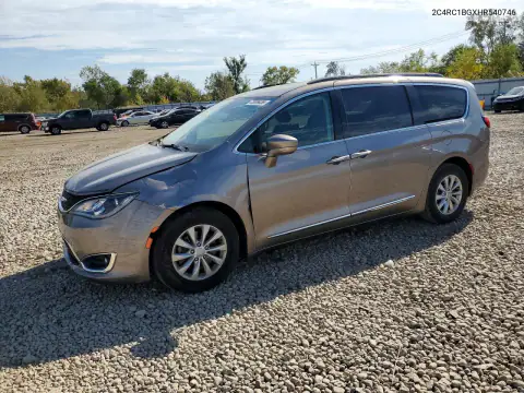 2C4RC1BGXHR540746 Chrysler Pacifica 2017 — uszkodzenie Przód, zdjęcie przed naprawą