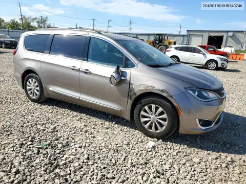 2C4RC1BGXHR540746 — 2017 Chrysler Pacifica, zdjęcie 4 z Copart, Przód