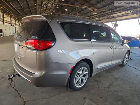 2C4RC1EG8HR559629 — 2017 Chrysler Pacifica, photo 3 from Copart, Front end