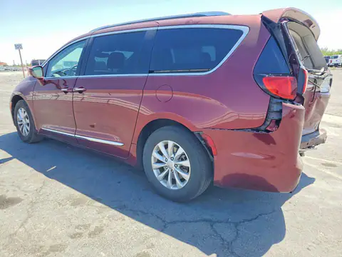 2018 Chrysler Pacifica VIN 2C4RC1BG8JR214143 фото 2