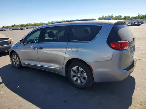 2018 Chrysler Pacifica VIN 2C4RC1N77JR118743 фото 2