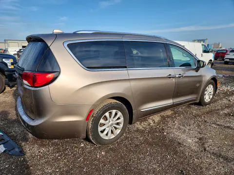 2018 CHRYSLER PACIFICA VIN 2C4RC1EG6JR144203 фото 3