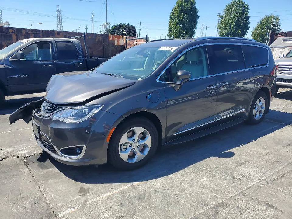 2018 Chrysler Pacifica VIN 2C4RC1L77JR124853 фото 1
