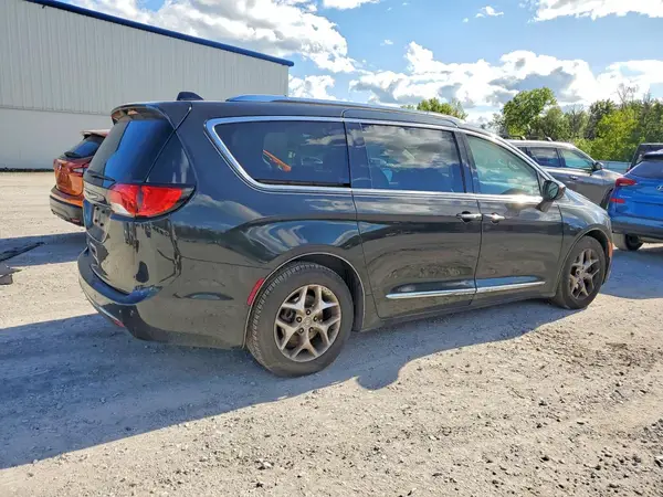 2C4RC1EG7JR227560 — 2018 Chrysler Pacifica, zdjęcie 3 z Copart, Przód