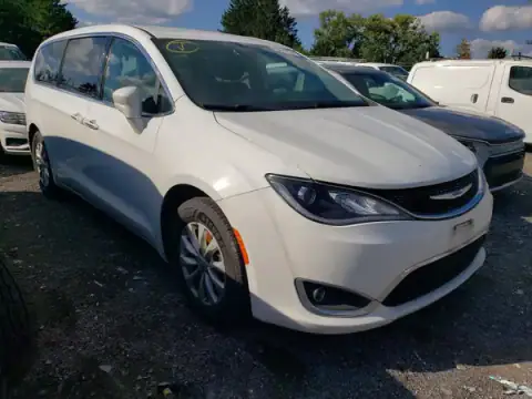 2C4RC1FG2JR339388 — 2018 Chrysler Pacifica, фото 4 з Copart 23.09.2026, Механічні пошкодження