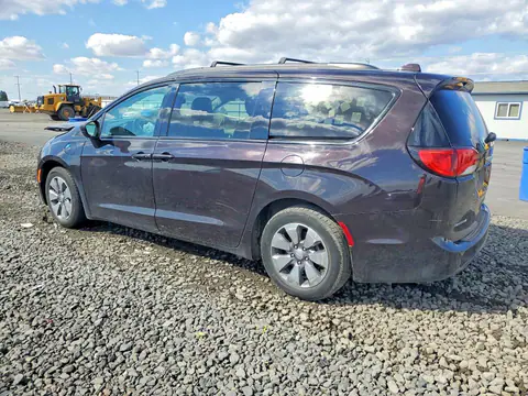 2C4RC1L72JR359323 — 2018 Chrysler Pacifica, фото 2 с аукциона Copart 14.10.2026, Передняя часть