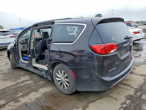 2018 CHRYSLER PACIFICA VIN 2C4RC1BGXJR175331 фото 2