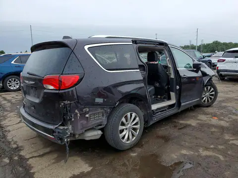2018 CHRYSLER PACIFICA VIN 2C4RC1BGXJR175331 фото 3