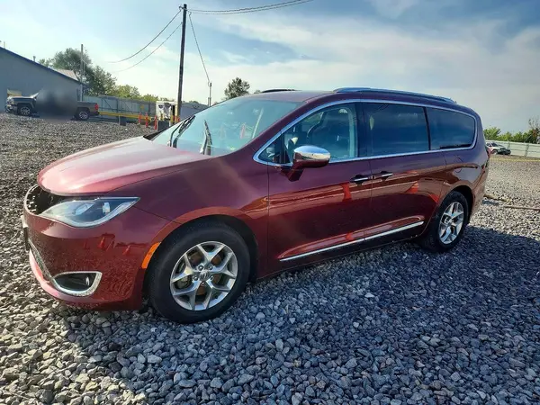 2C4RC1GG8JR251573 Chrysler Pacifica 2018 — повреждение Передняя часть, фото до ремонта