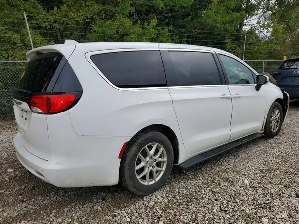 2C4RC1CGXJR257476 — 2018 Chrysler Pacifica, zdjęcie 3 z Copart 30.09.2026, Uszkodzenia mechaniczne