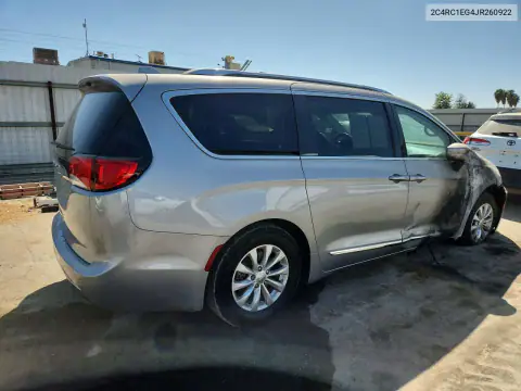 2C4RC1EG4JR260922 — 2018 Chrysler Pacifica, photo 3 from Copart 23.10.2026, Fire