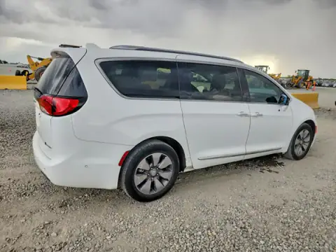 2C4RC1N79JR359137 — 2018 Chrysler Pacifica, ფოტო 3, Copart 08.10.2026, გვერდითი ნაწილი