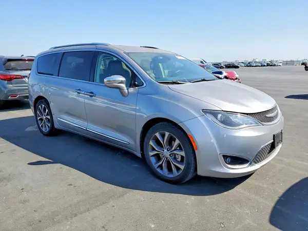 2C4RC1GG3JR251738 — 2018 Chrysler Pacifica, zdjęcie 4 z Copart, Bok