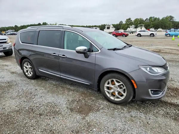 2C4RC1GG5JR352201 — 2018 Chrysler Pacifica, фото 4 с аукциона Copart, Подтопление
