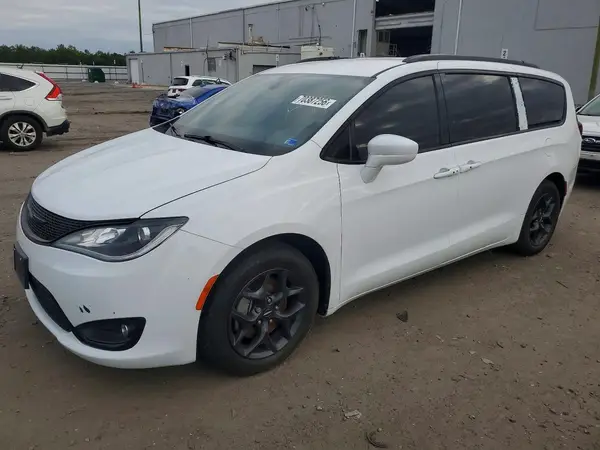 2C4RC1BG7JR261809 Chrysler Pacifica 2018 — Mechanical damage damage, before-repair photo