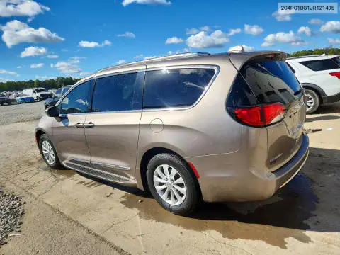 2C4RC1BG1JR121495 — 2018 Chrysler Pacifica, photo 2 from Copart, Front end
