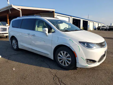 2019 Chrysler Pacifica VIN 2C4RC1BG8KR560548 фото 4