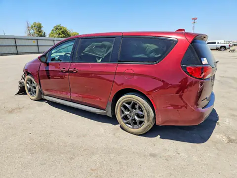 2019 Chrysler Pacifica VIN 2C4RC1FG8KR706361 фото 2