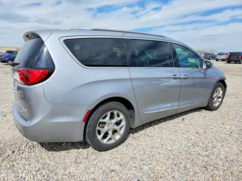 2019 CHRYSLER PACIFICA VIN 2C4RC1GG4KR657447 фото 3