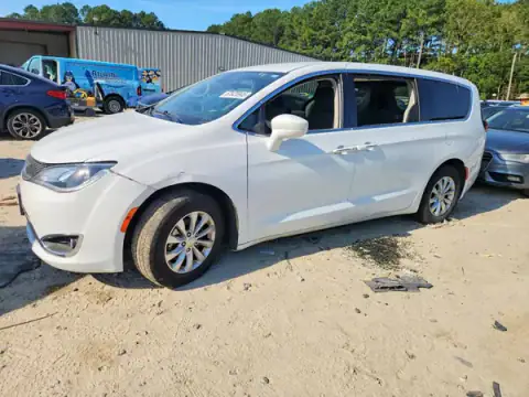 2C4RC1FG4KR506948 — 2019 Chrysler Pacifica, Мелкие вмятины и царапины (Minor Dent/Scratches), фото до ремонта