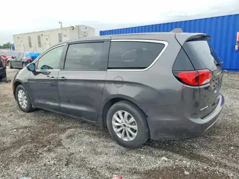 2C4RC1FG8KR666718 — 2019 Chrysler Pacifica, zdjęcie 2 z Copart 30.09.2026, Drobne wgniecenia i rysy