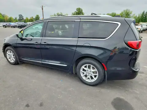 2C4RC1BG4KR730792 — 2019 Chrysler Pacifica, zdjęcie 2 z Copart, Przód