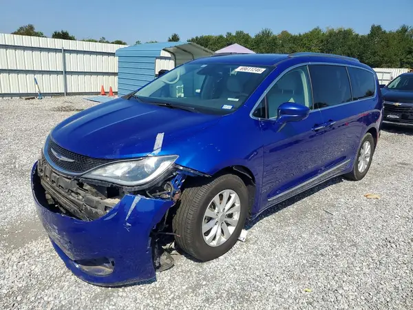 2C4RC1BG7KR652198 Chrysler Pacifica 2019 — uszkodzenie Przód, zdjęcie przed naprawą