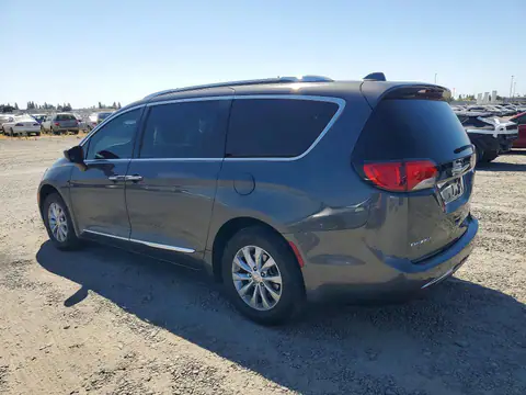 2019 Chrysler Pacifica VIN 2C4RC1BG6KR596738 фото 2