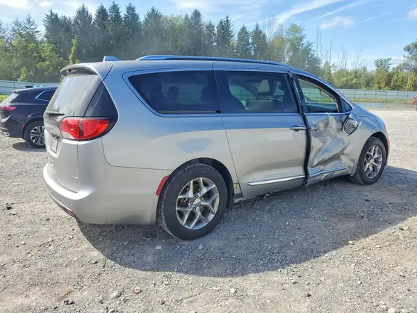 2C4RC1GG8KR552040 — 2019 Chrysler Pacifica, photo 3 from Copart 13.10.2026, Side